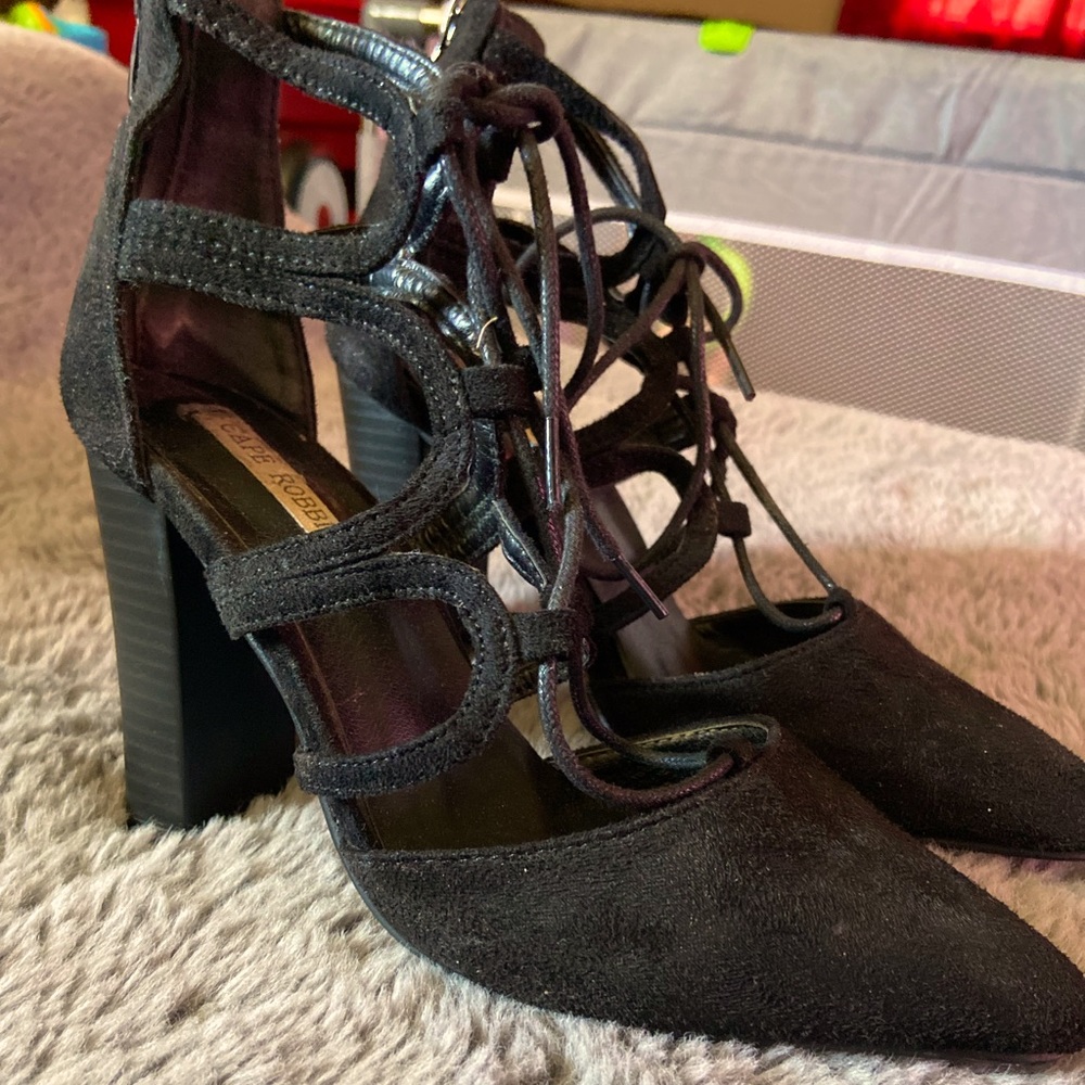 I’m selling my Cape Robbin black lace up block heels.